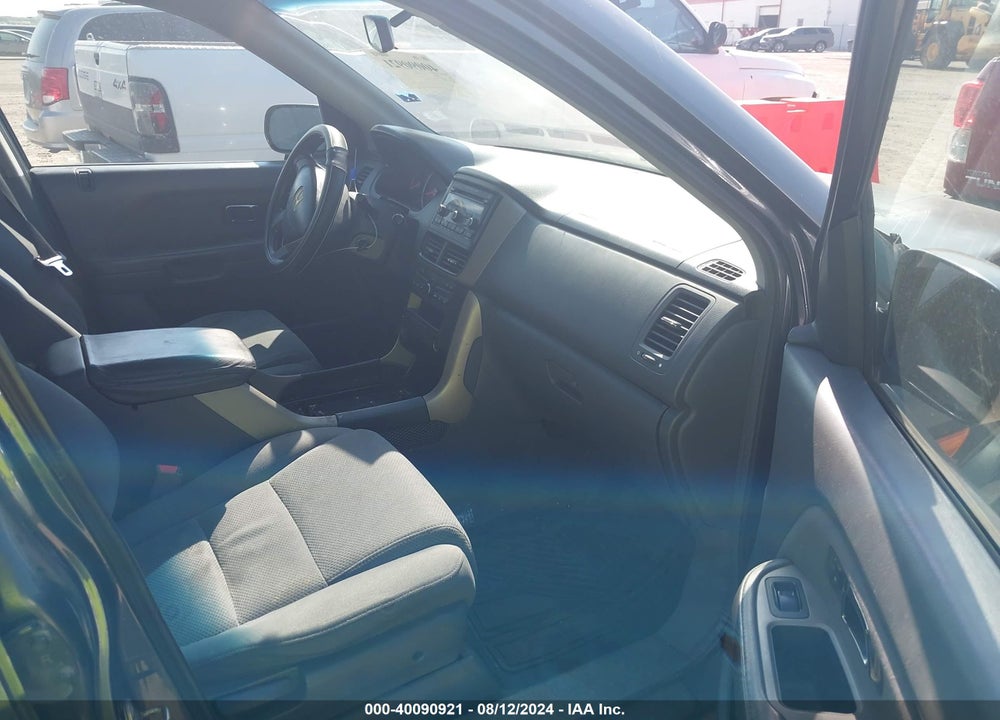 2006 HONDA PILOT EX VIN: 2HKYF18426H508805
