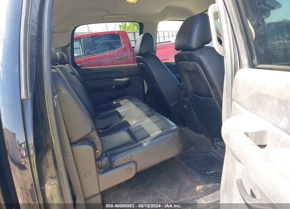 2008 CHEVROLET SILVERADO 2500HD LT2 VIN: 1GCHK23608F187659