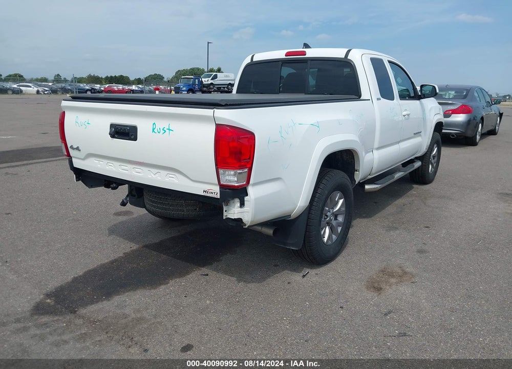 2017 TOYOTA TACOMA SR5 V6 VIN: 5TFSZ5AN4HX058931