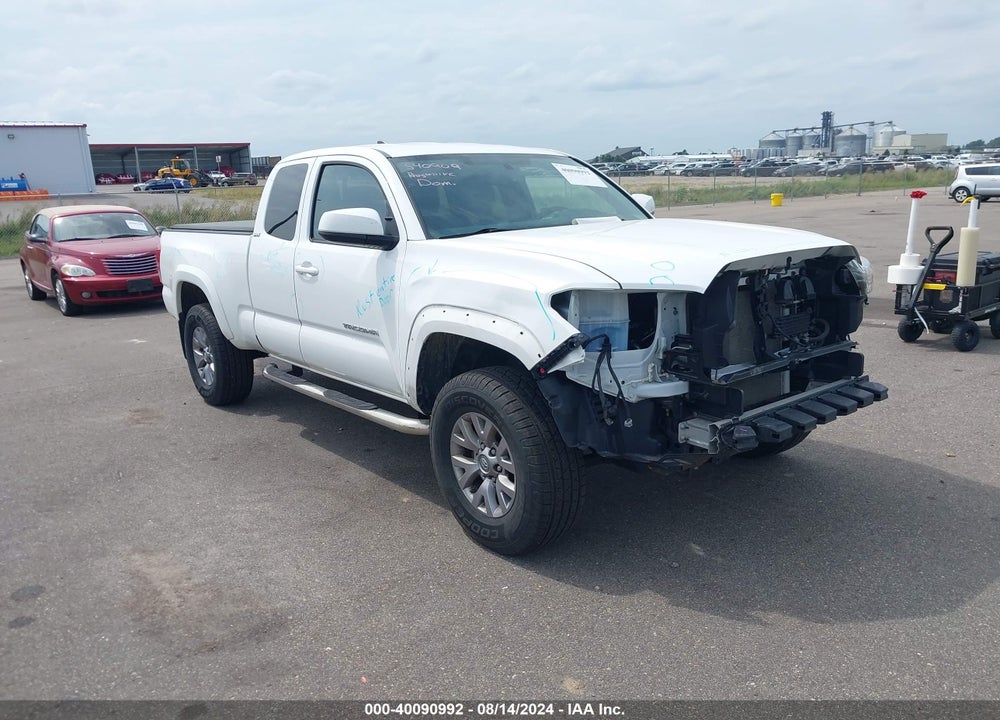 2017 TOYOTA TACOMA SR5 V6 VIN: 5TFSZ5AN4HX058931