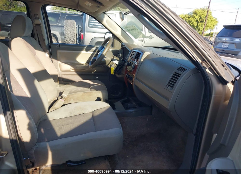 2005 DODGE DAKOTA SLT VIN: 1D7HE48N15S186595