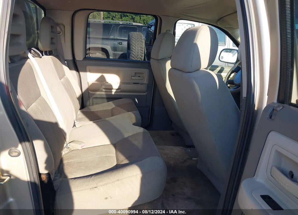2005 DODGE DAKOTA SLT VIN: 1D7HE48N15S186595