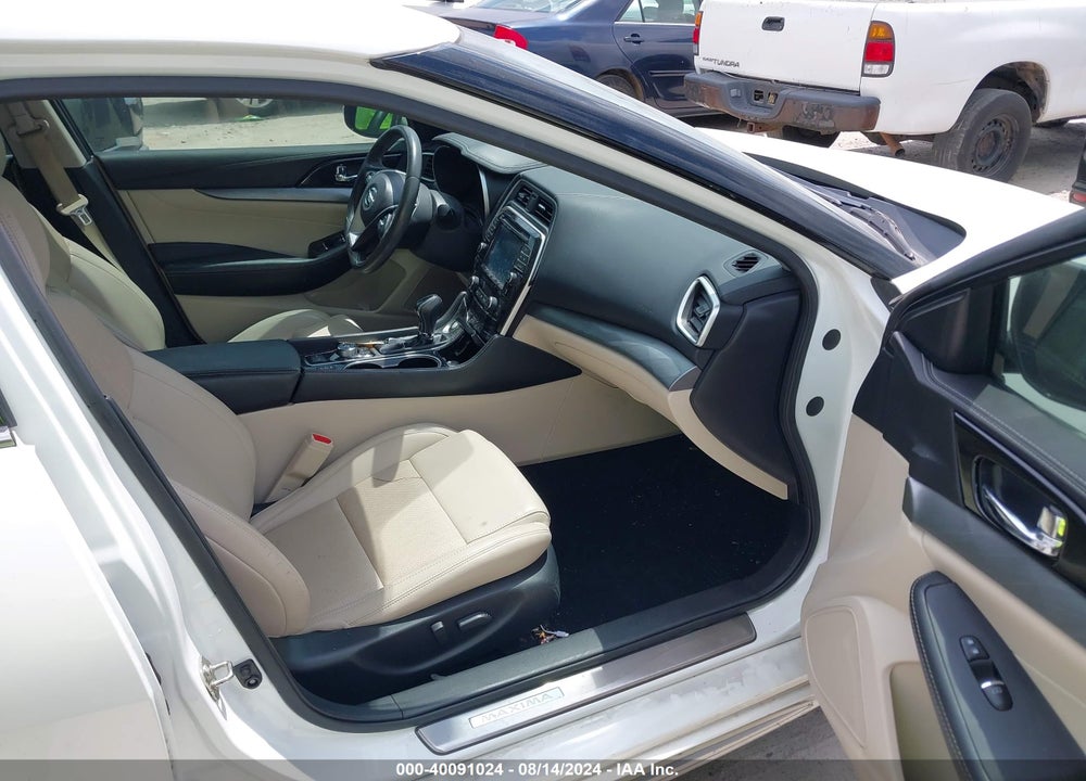 2017 NISSAN MAXIMA 3.5 SV VIN: 1N4AA6AP5HC426895