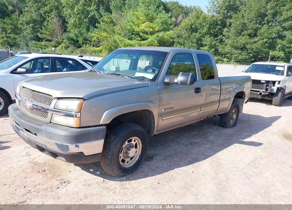 2003 CHEVROLET SILVERADO 2500HD LS VIN: 1GCHK29U33E132336