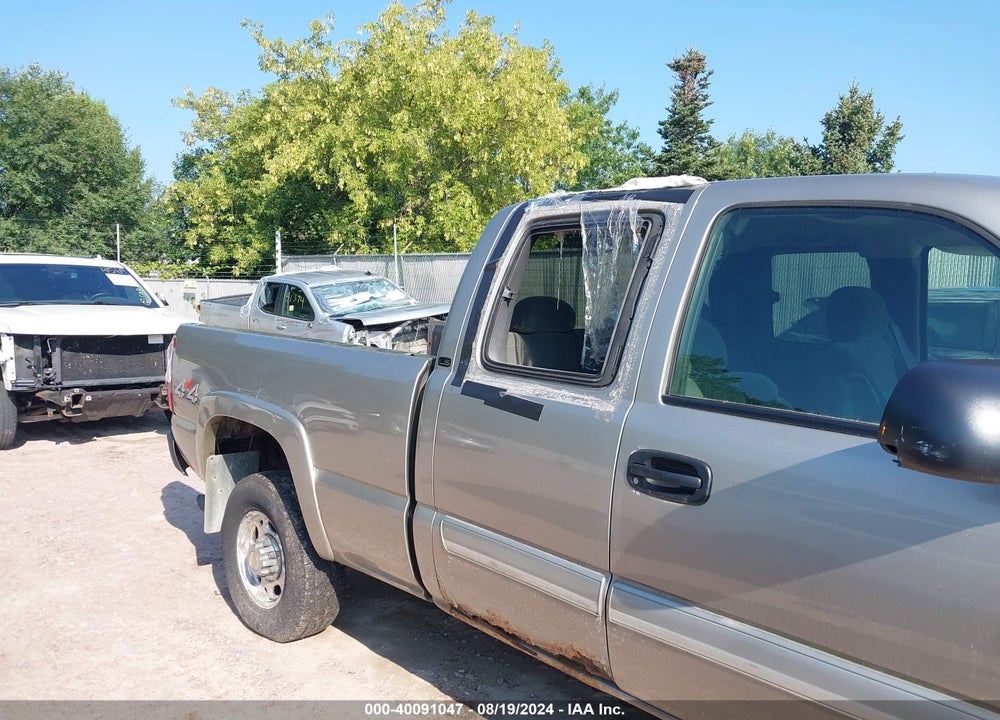 2003 CHEVROLET SILVERADO 2500HD LS VIN: 1GCHK29U33E132336