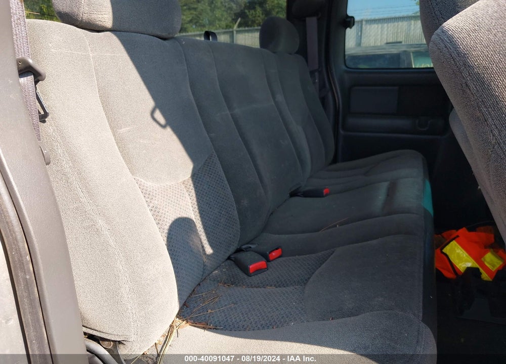 2003 CHEVROLET SILVERADO 2500HD LS VIN: 1GCHK29U33E132336