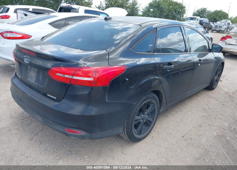 2016 FORD FOCUS S VIN: 1FADP3E2XGL305660