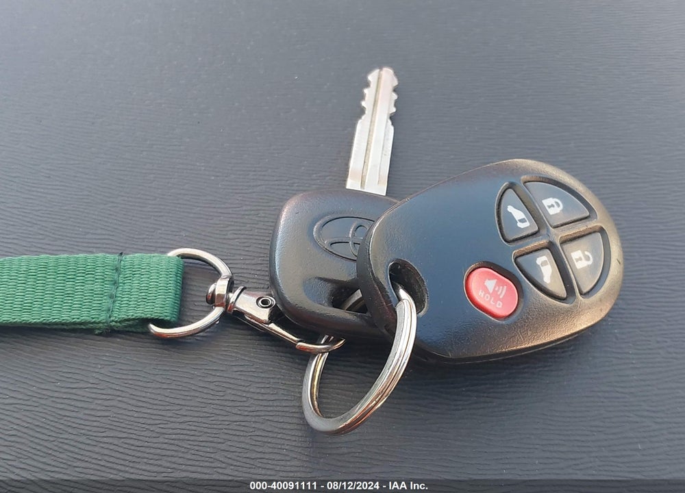 2012 TOYOTA SIENNA LE V6 8 PASSENGER VIN: 5TDKK3DC8CS232257