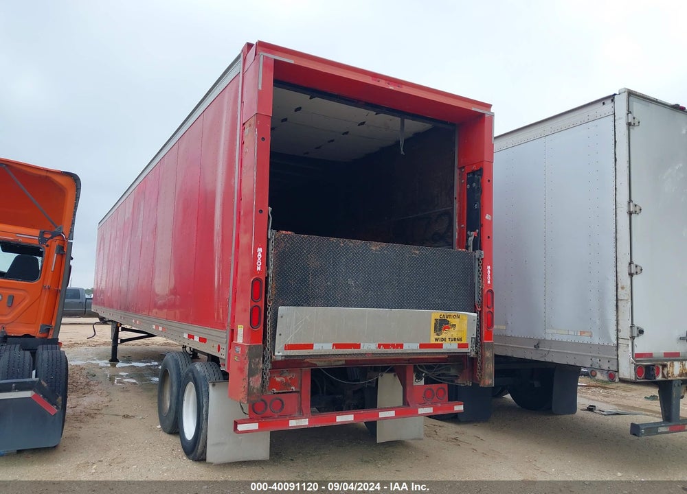2000 UTILITY TRAILER MFG --- VIN: 1UYVS2454YP153132