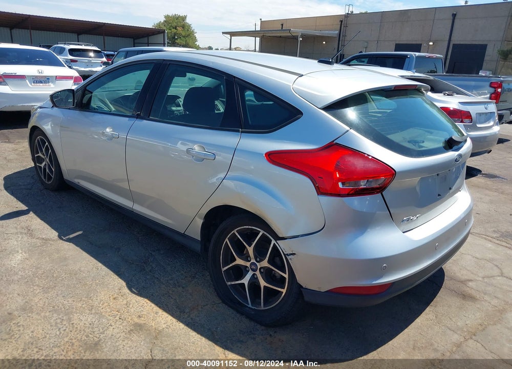 2017 FORD FOCUS SEL VIN: 1FADP3M23HL246065