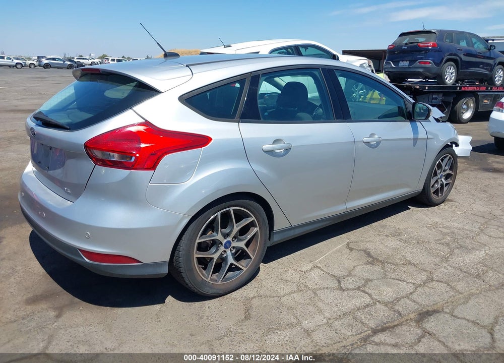 2017 FORD FOCUS SEL VIN: 1FADP3M23HL246065