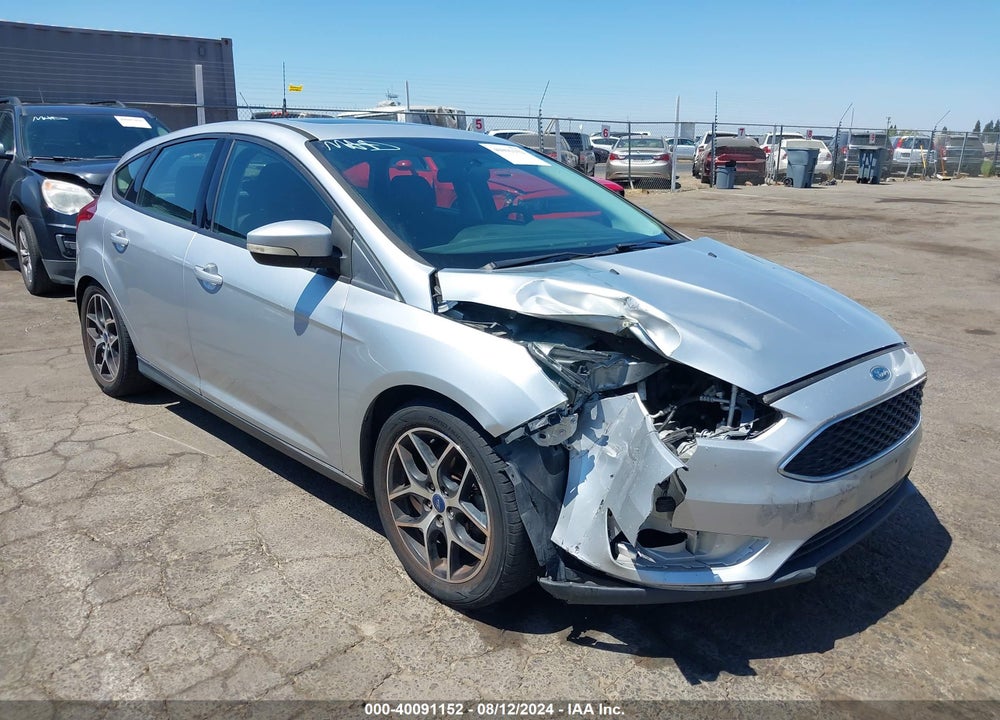 2017 FORD FOCUS SEL VIN: 1FADP3M23HL246065