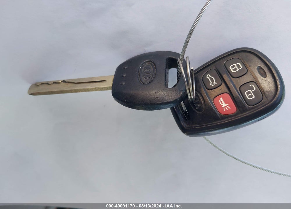 2005 KIA AMANTI VIN: KNALD124555071550