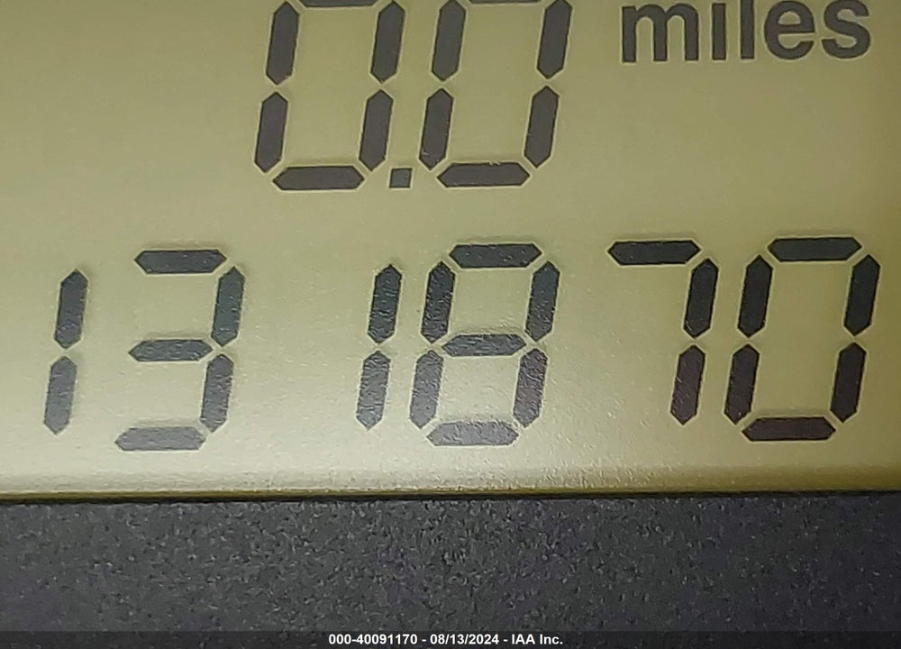 2005 KIA AMANTI VIN: KNALD124555071550