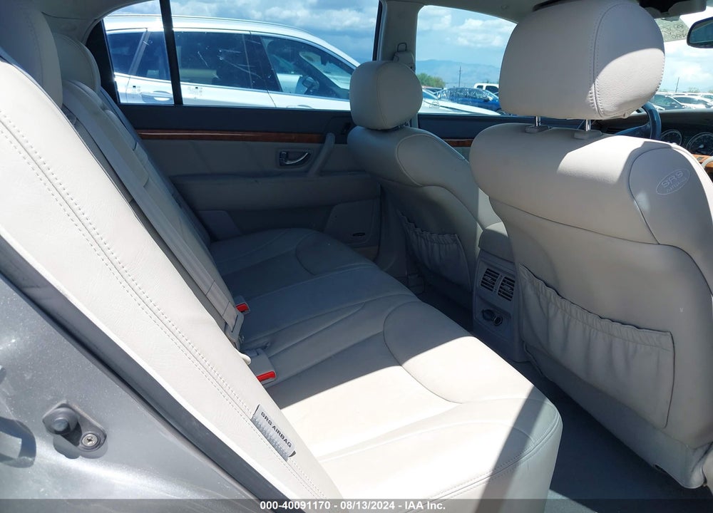 2005 KIA AMANTI VIN: KNALD124555071550