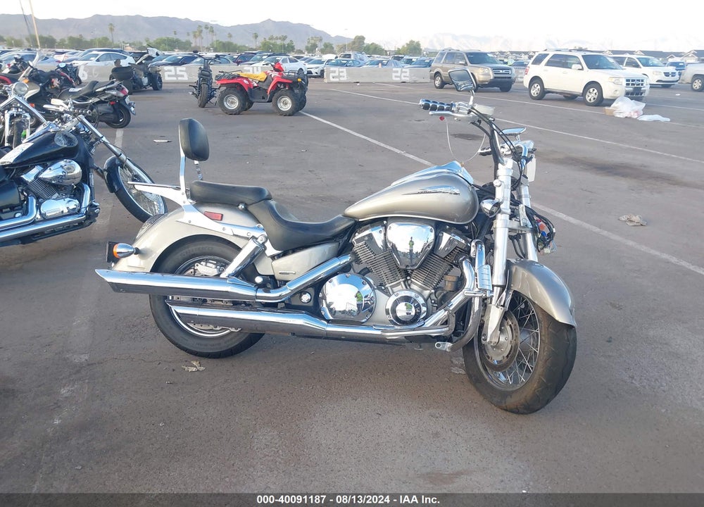 2003 HONDA VTX1800 S VIN: 1HFSC49383A101490