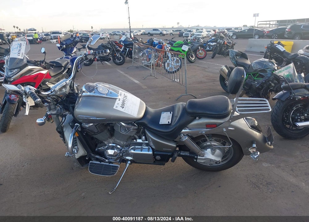 2003 HONDA VTX1800 S VIN: 1HFSC49383A101490