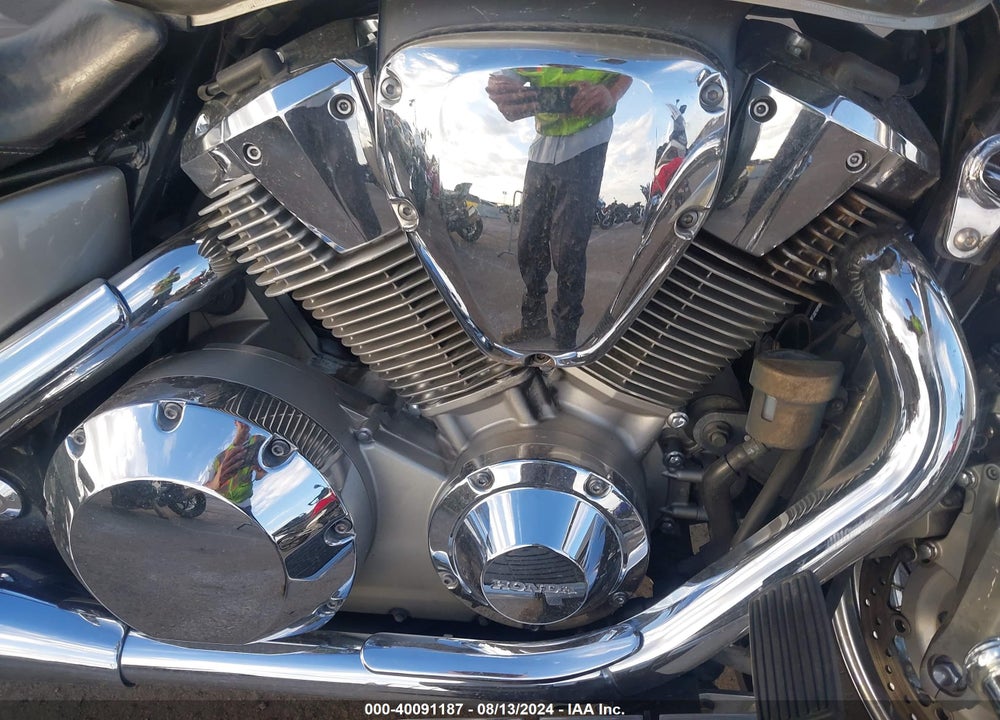 2003 HONDA VTX1800 S VIN: 1HFSC49383A101490