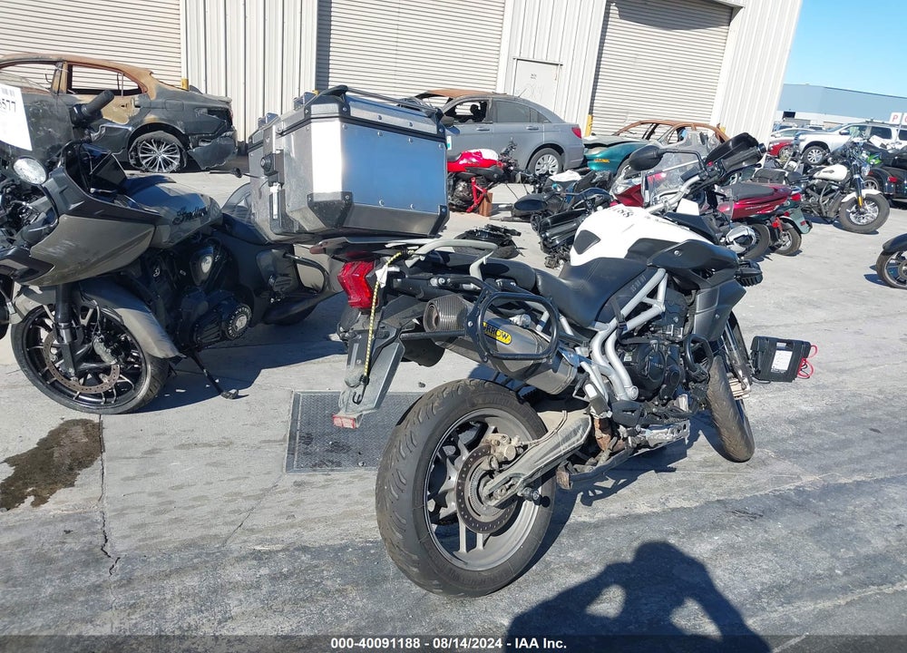 2011 TRIUMPH MOTORCYCLE TIGER 800XC ABS VIN: SMTE06BF6BJ495880