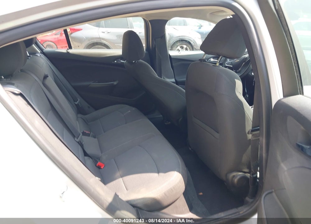 2018 CHEVROLET CRUZE LT AUTO VIN: 1G1BE5SM8J7211116