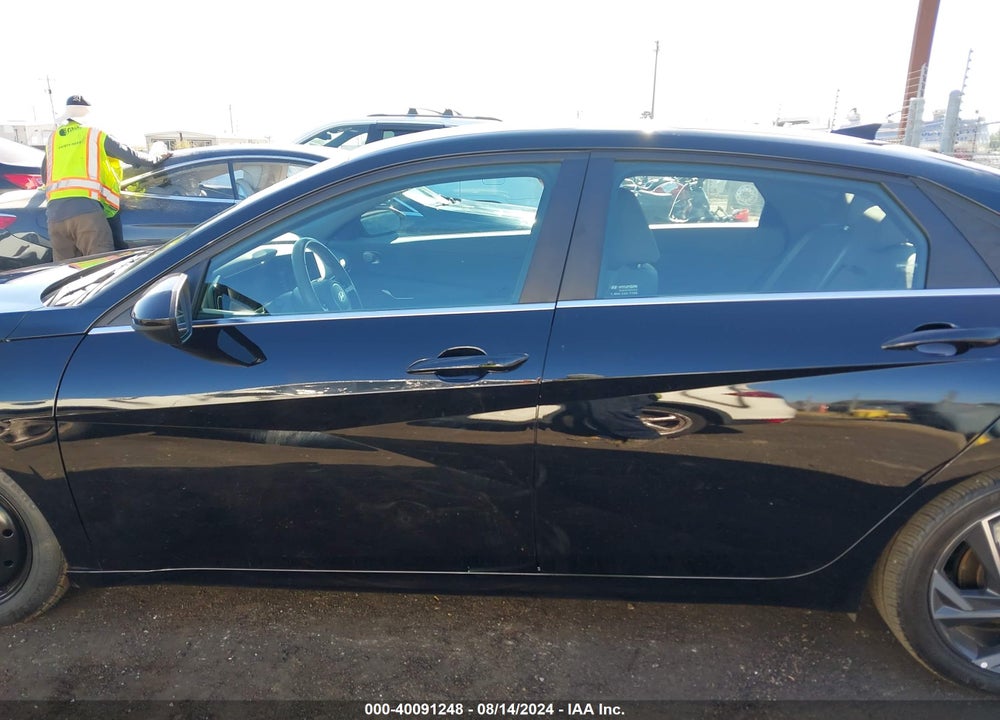 2024 HYUNDAI ELANTRA SEL VIN: KMHLS4DG4RU691136
