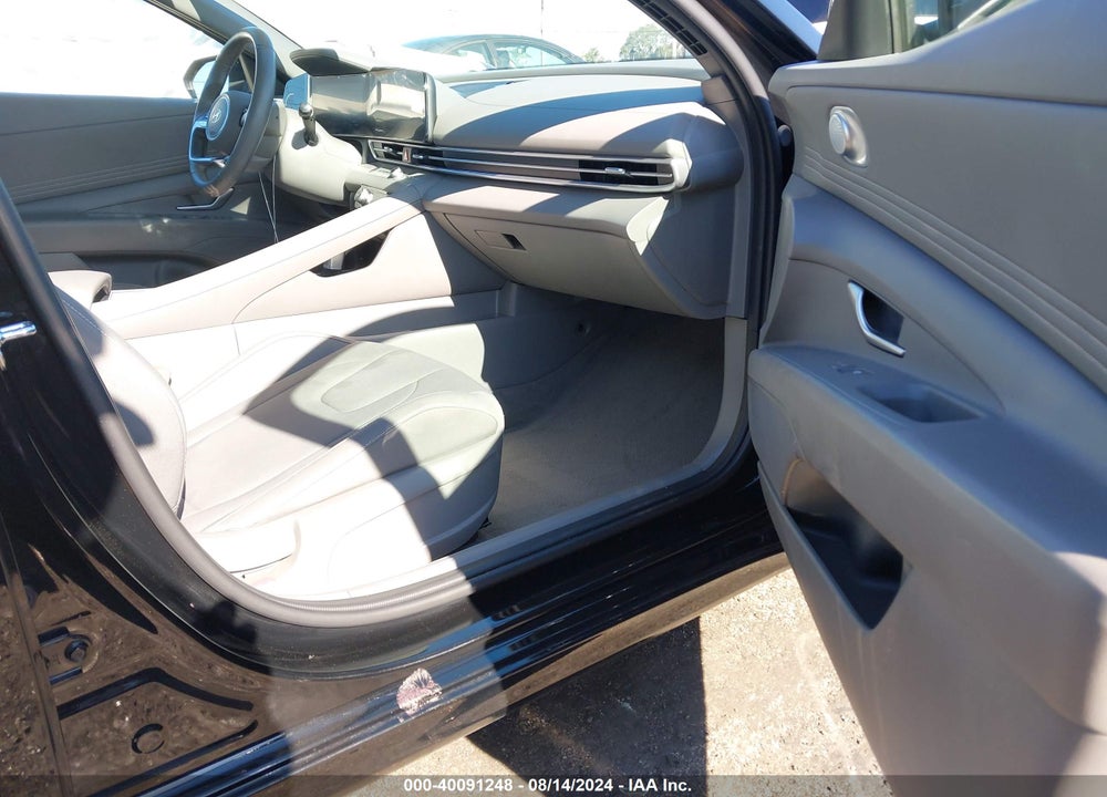 2024 HYUNDAI ELANTRA SEL VIN: KMHLS4DG4RU691136