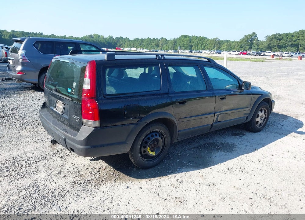 2004 VOLVO XC70 2.5T VIN: YV1SZ59H741163100