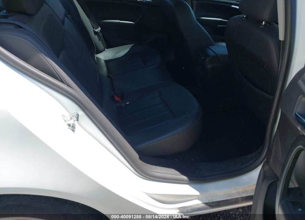 2011 BUICK REGAL VIN: W04GS5EC7B1013781