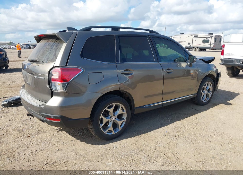 2018 SUBARU FORESTER 2.5I TOURING VIN: JF2SJAWC8JH449718