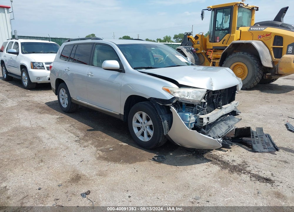 2013 TOYOTA HIGHLANDER BASE PLUS V6 VIN: 5TDZK3EH6DS132278