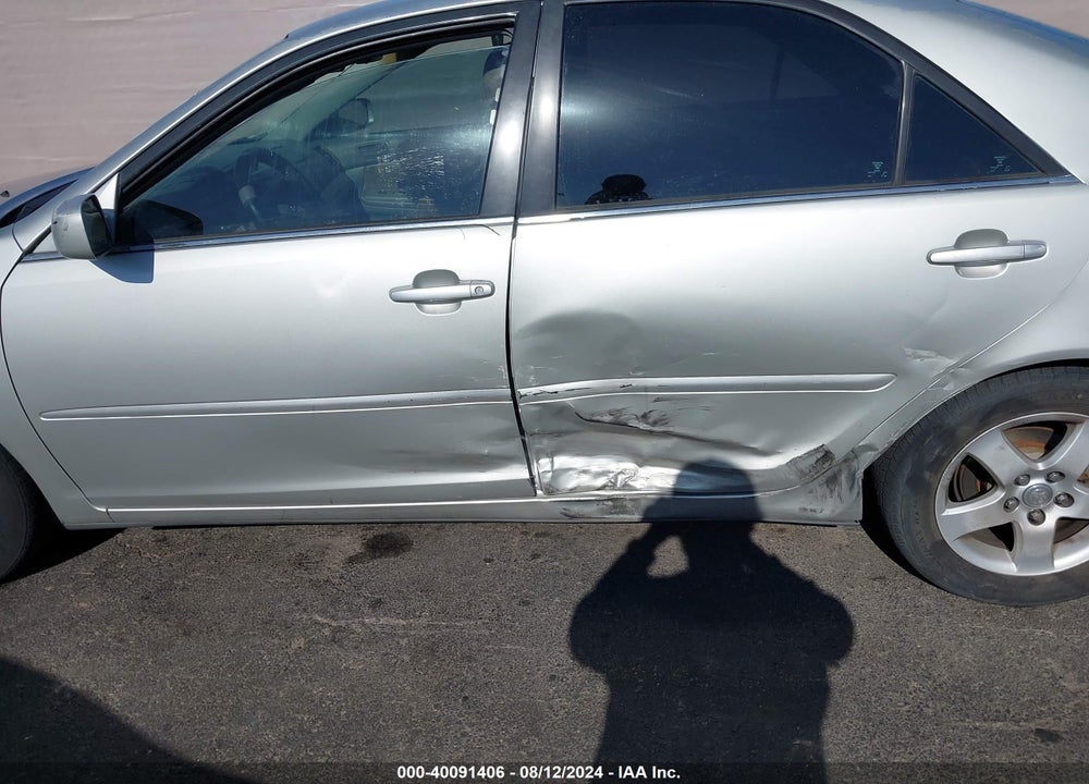2004 TOYOTA CAMRY LE V6 VIN: 4T1BF32K14U586208