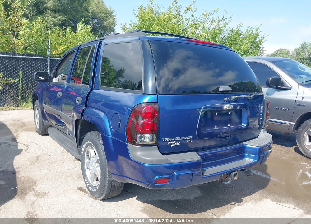 2005 CHEVROLET TRAILBLAZER LS VIN: 1GNDT13S452253532
