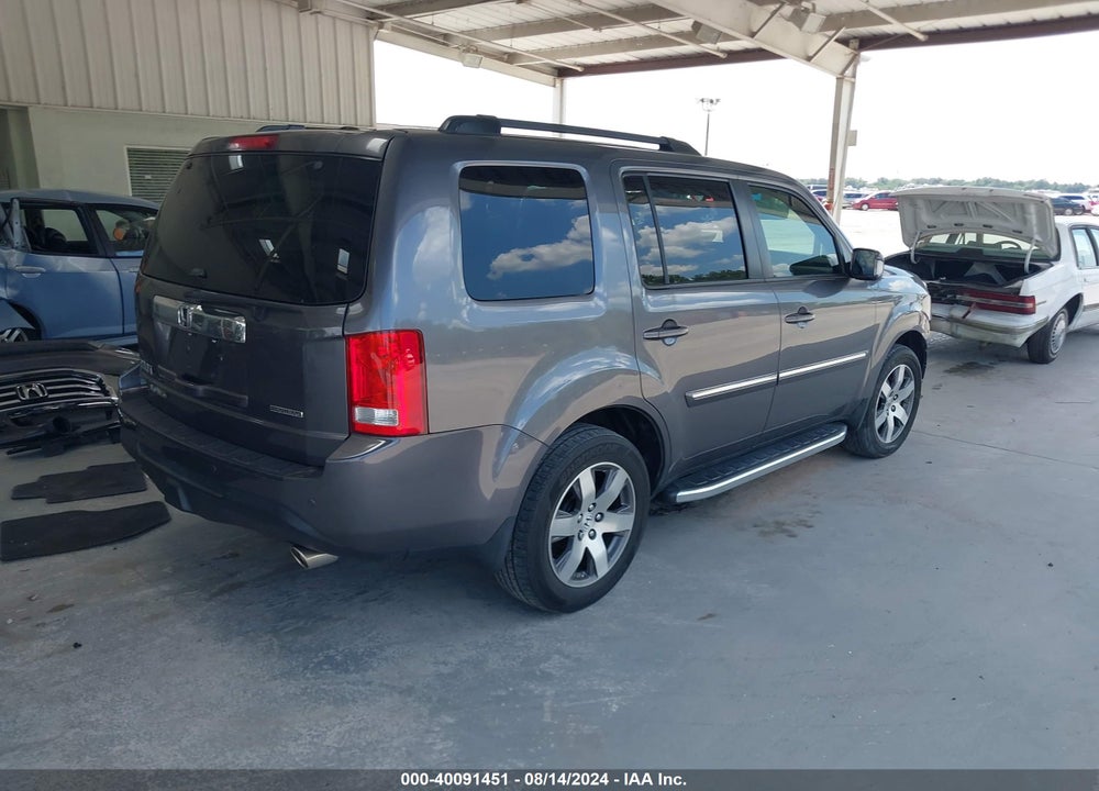 2015 HONDA PILOT TOURING VIN: 5FNYF3H98FB010212