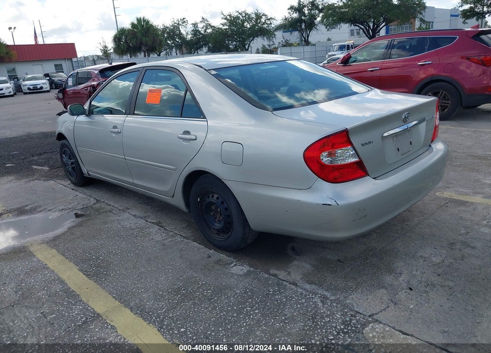 2002 TOYOTA CAMRY LE VIN: 4T1BE32K82U008400