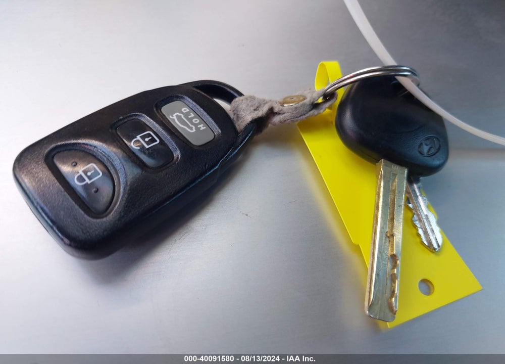 2011 HYUNDAI SONATA GLS VIN: 5NPEB4AC7BH106452