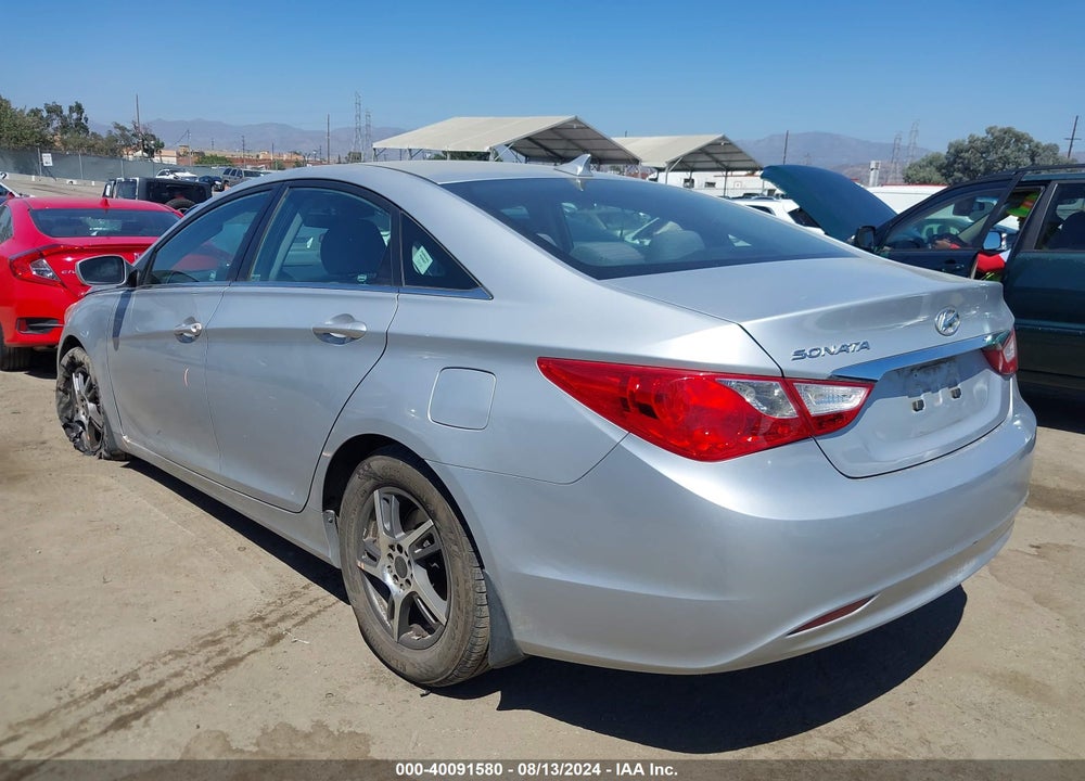 2011 HYUNDAI SONATA GLS VIN: 5NPEB4AC7BH106452
