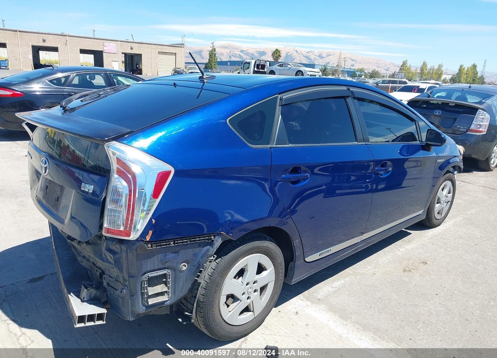 2011 TOYOTA PRIUS TWO VIN: JTDKN3DU0B0248955