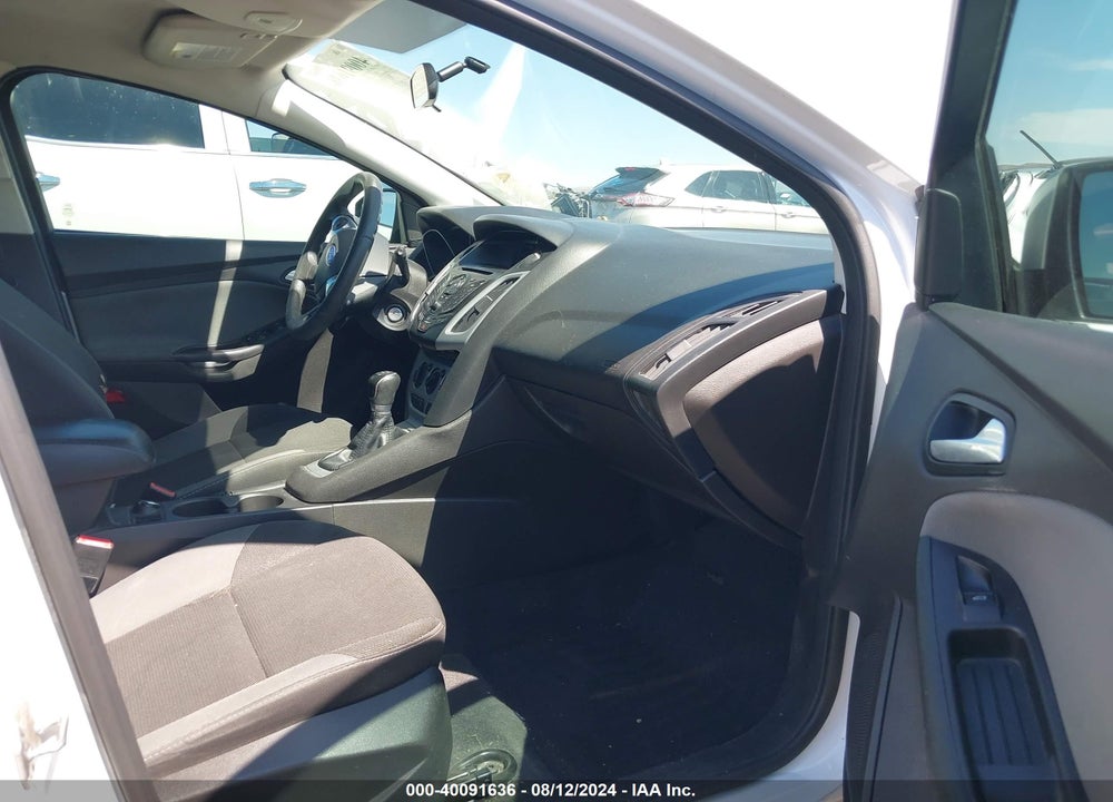 2013 FORD FOCUS SE VIN: 1FADP3K2XDL319459