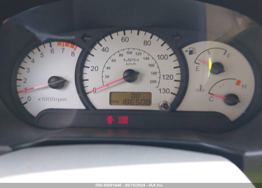 2005 HYUNDAI ACCENT VIN: KMHCG35C75U332722