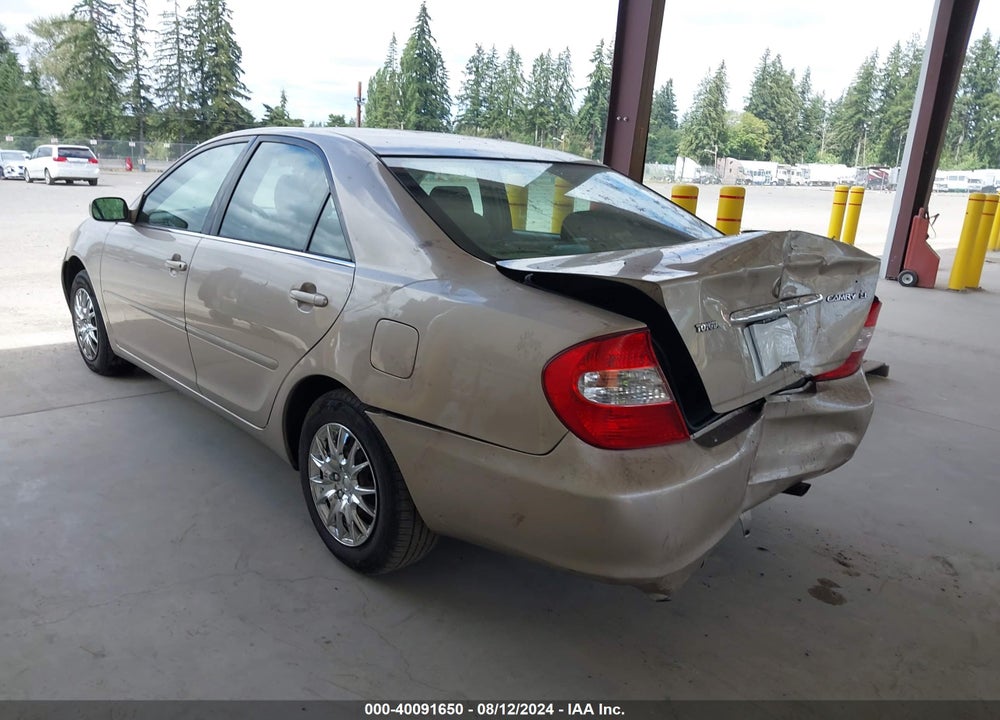 2002 TOYOTA CAMRY LE VIN: JTDBE32K520031841