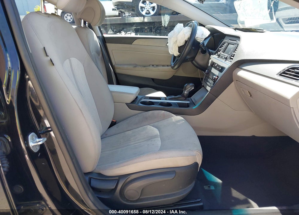 2016 HYUNDAI SONATA HYBRID SE VIN: KMHE24L10GA012337