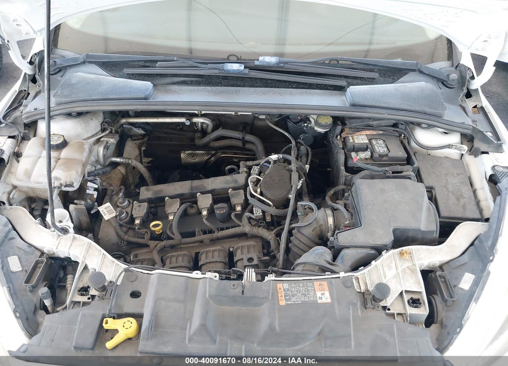 2015 FORD FOCUS SE VIN: 1FADP3F27FL370351