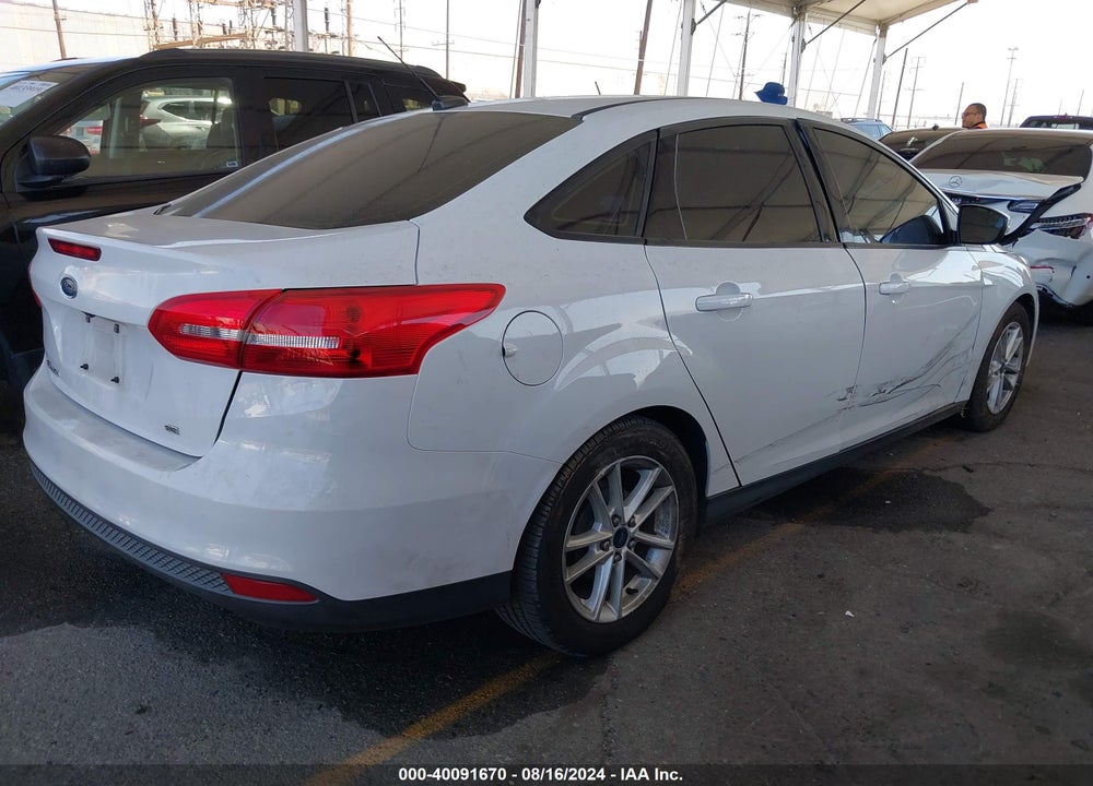 2015 FORD FOCUS SE VIN: 1FADP3F27FL370351