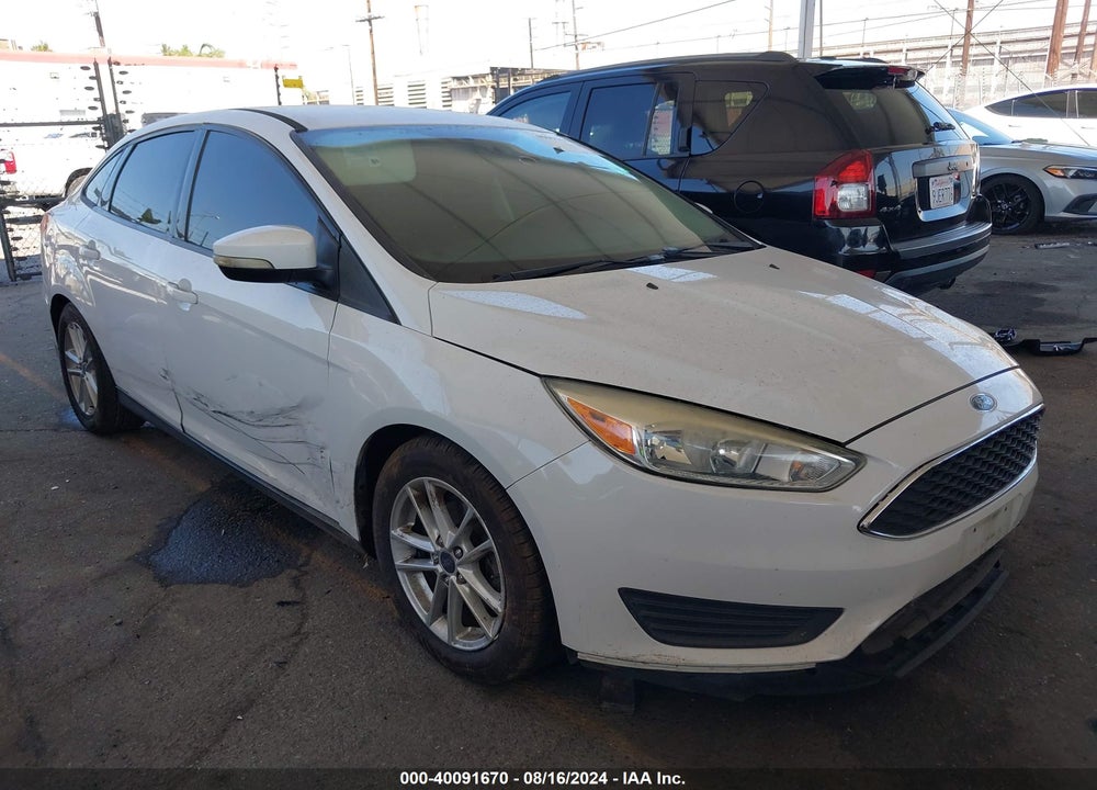 2015 FORD FOCUS SE VIN: 1FADP3F27FL370351