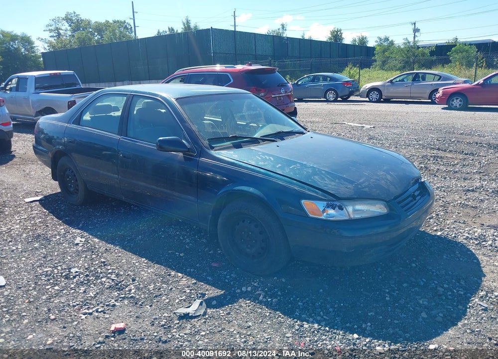 1997 TOYOTA CAMRY LE VIN: 4T1BG22K2VU074594