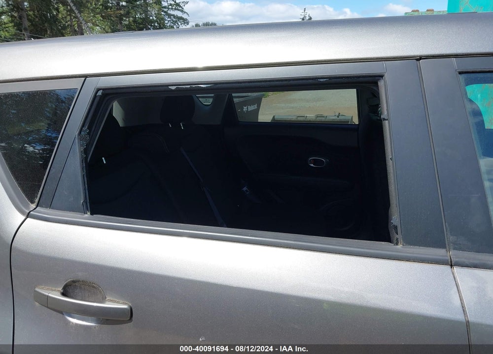 2016 KIA SOUL VIN: KNDJN2A22G7347977