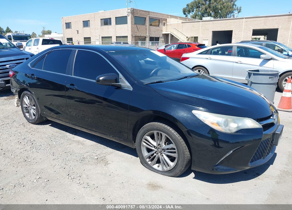 2017 TOYOTA CAMRY SE VIN: 4T1BF1FK3HU327790