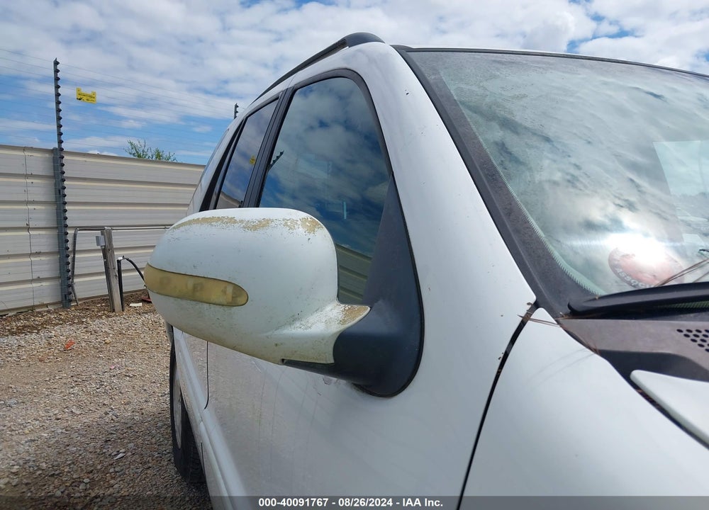 2000 MERCEDES-BENZ ML 320 VIN: 4JGAB54E4YA181090