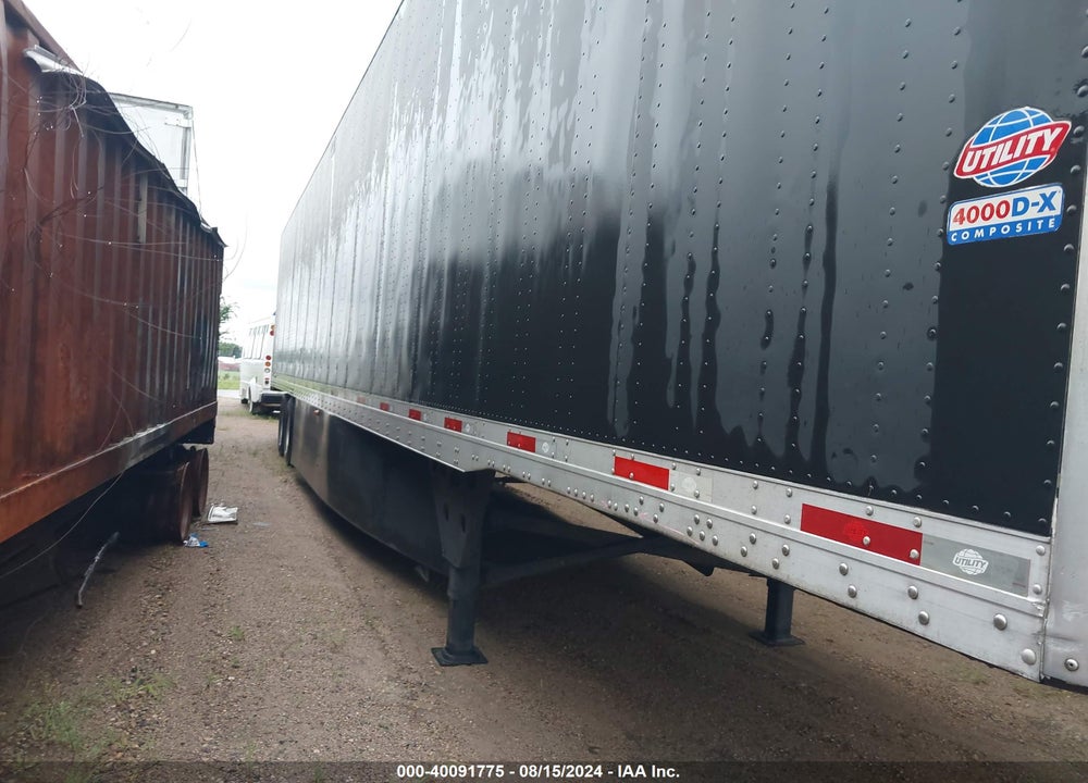 2015 UTILITY TRAILER MFG --- VIN: 1UYVS2533FG088171