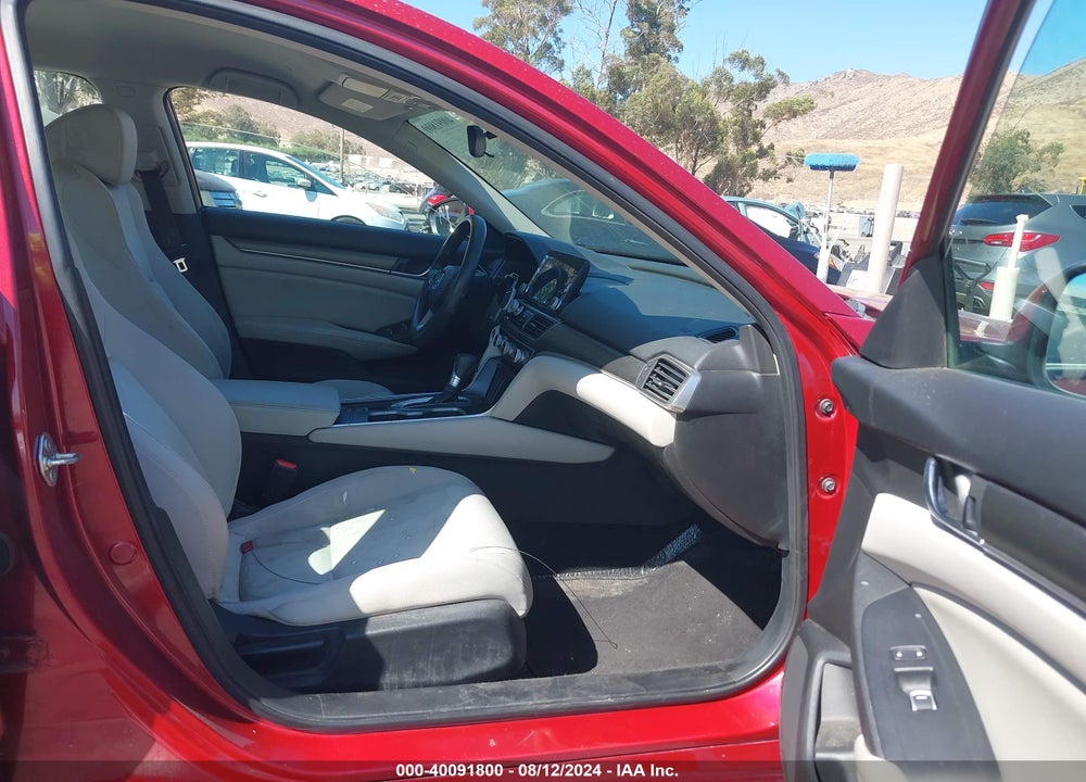 2018 HONDA ACCORD LX VIN: 1HGCV1F10JA113111